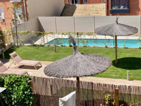 Moderno apartamento con piscina